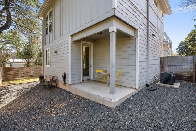 402 El Paso ST B, Austin, TX 78704