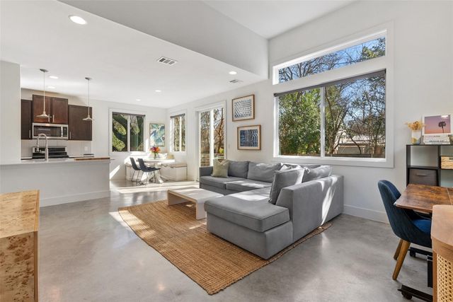 402 El Paso ST B, Austin, TX 78704