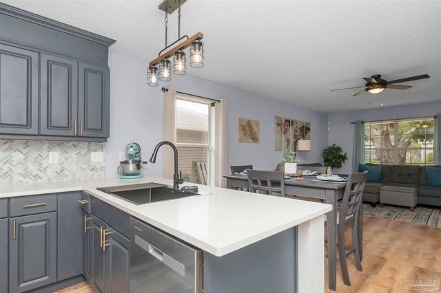 1512 Galvin Ave, Pensacola, FL 32526