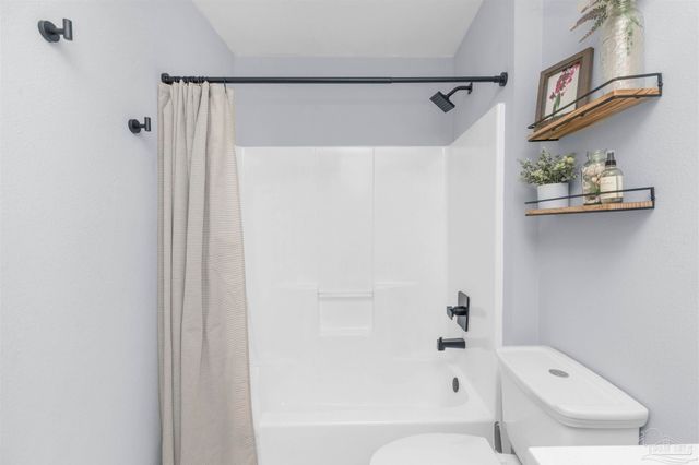 1512 Galvin Ave, Pensacola, FL 32526