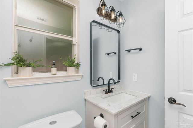 1512 Galvin Ave, Pensacola, FL 32526