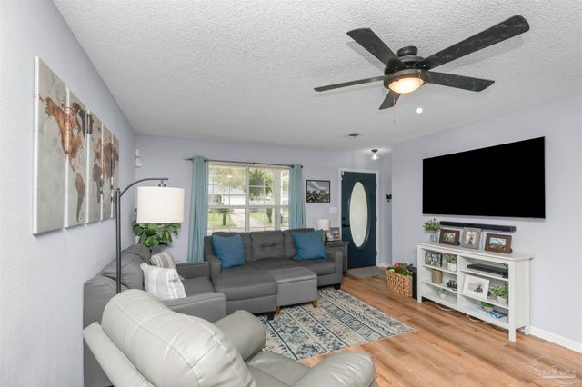 1512 Galvin Ave, Pensacola, FL 32526