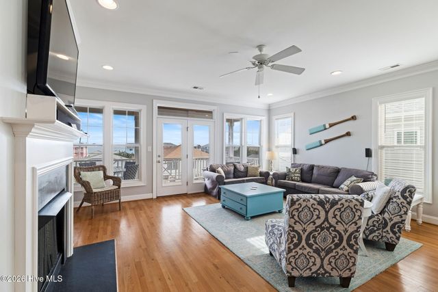 326 S 3rd Avenue Units A & B, Kure Beach, NC 28449