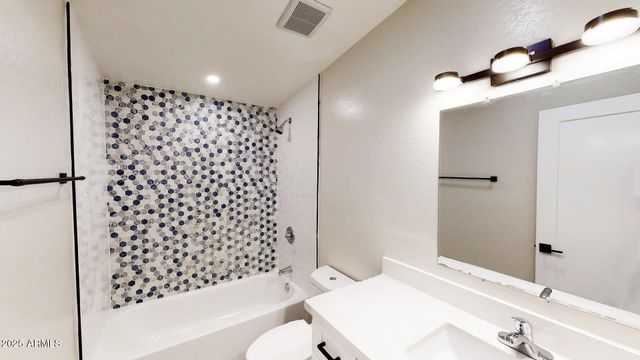 1011 E AMELIA Avenue, Phoenix, AZ 85014