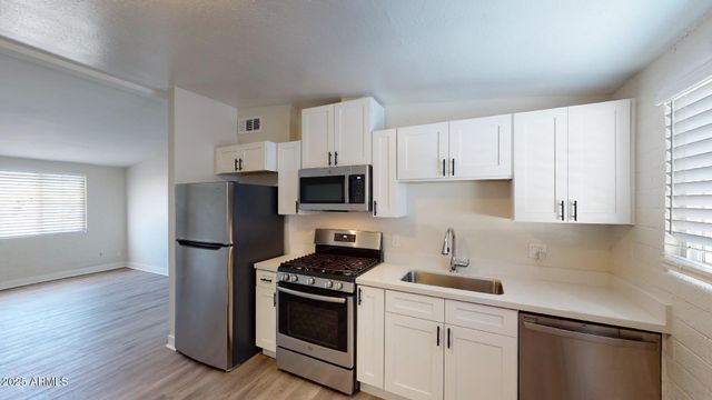 1011 E AMELIA Avenue, Phoenix, AZ 85014