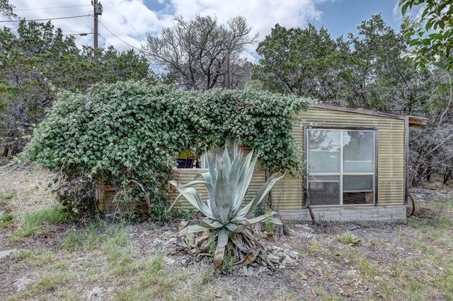 185 Cougar Park Rd, Hunt, TX 78024