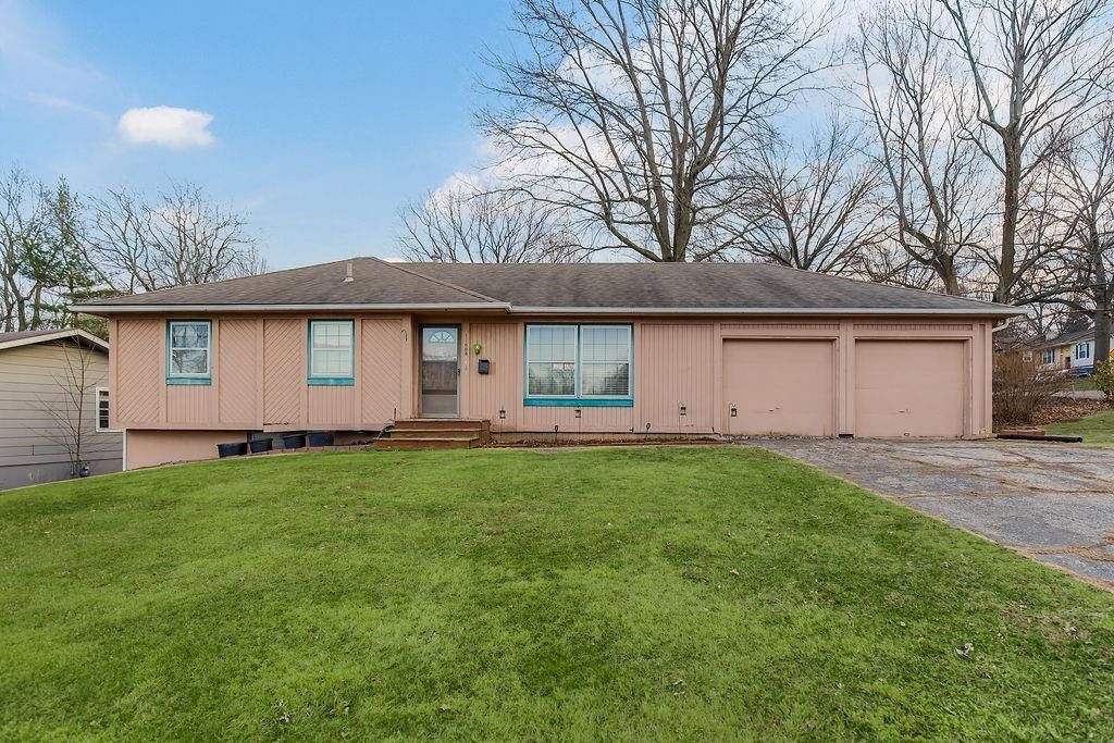 11605 E 78TH Street, Raytown, MO 64138