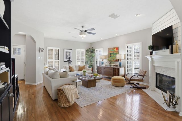 2035 Rhettsbury Street, Carmel, IN 46032