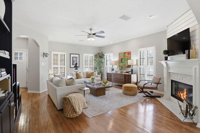 2035 Rhettsbury Street, Carmel, IN 46032