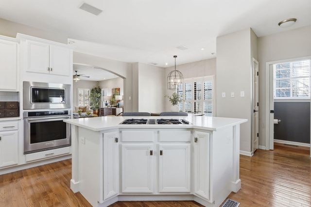 2035 Rhettsbury Street, Carmel, IN 46032