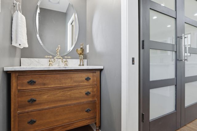 2035 Rhettsbury Street, Carmel, IN 46032