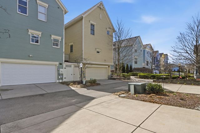 2035 Rhettsbury Street, Carmel, IN 46032