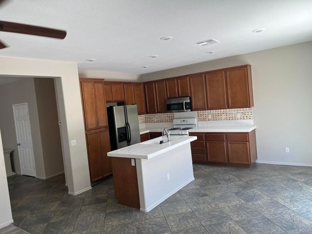 16724 Withers Way, Moreno Valley, CA 92555