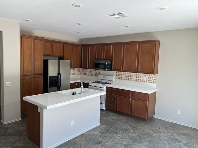 16724 Withers Way, Moreno Valley, CA 92555