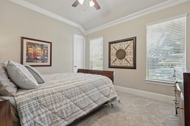 130 Hawk Crest Lane, Double Oak, TX 75077