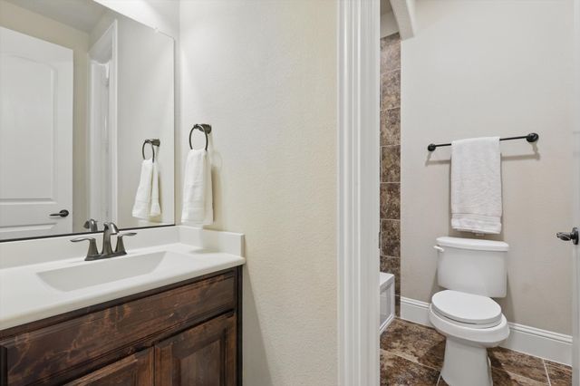 130 Hawk Crest Lane, Double Oak, TX 75077