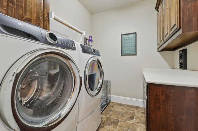 130 Hawk Crest Lane, Double Oak, TX 75077