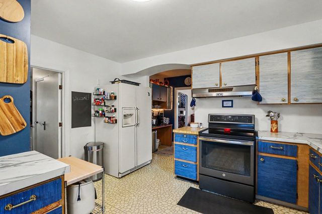 29561 E Red Arrow Highway, Paw Paw, MI 49079