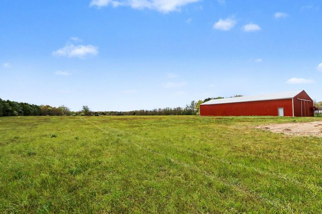 29561 E Red Arrow Highway, Paw Paw, MI 49079