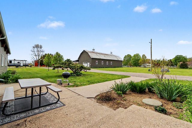 29561 E Red Arrow Highway, Paw Paw, MI 49079