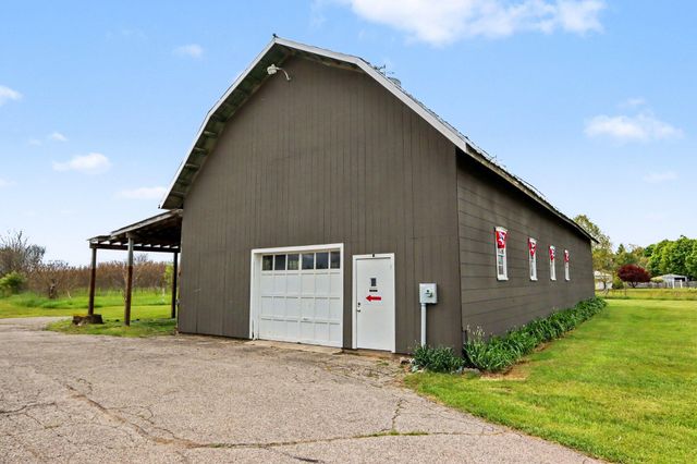 29561 E Red Arrow Highway, Paw Paw, MI 49079