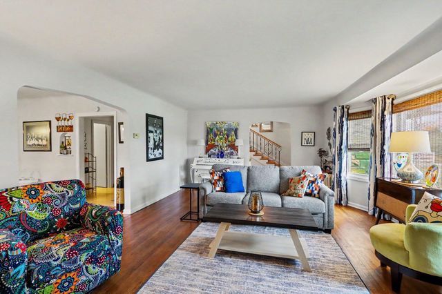 29561 E Red Arrow Highway, Paw Paw, MI 49079