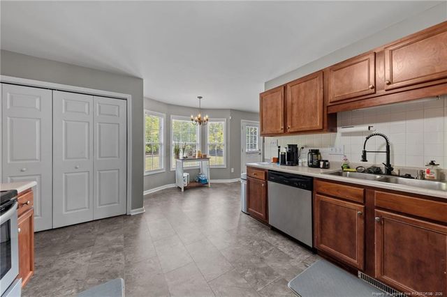 199 Fallingleaf Drive, Raeford, NC 28376