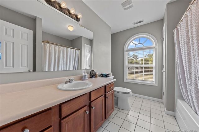 199 Fallingleaf Drive, Raeford, NC 28376