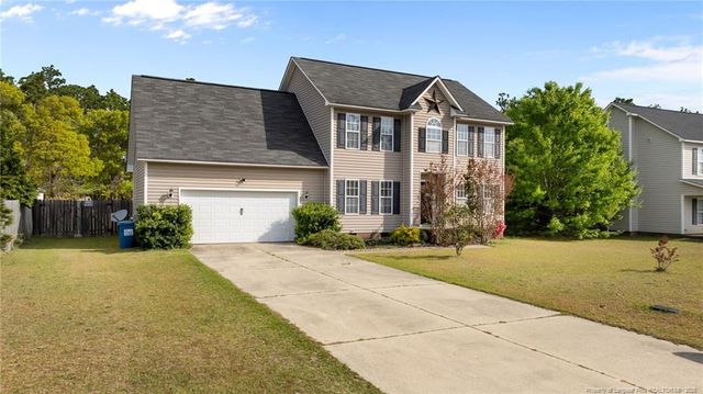 199 Fallingleaf Drive, Raeford, NC 28376