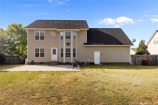 199 Fallingleaf Drive, Raeford, NC 28376
