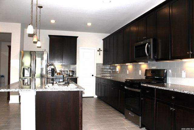 5126 Garden Field, Schertz, TX 78124