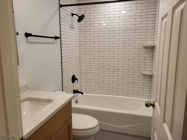 300 Main St 113, Little Falls Twp., NJ 07424