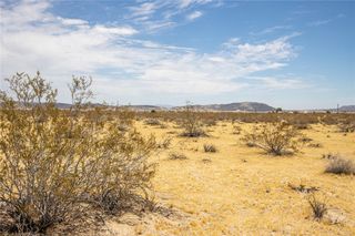 5589 Sutton Avenue, Joshua Tree, CA 92252