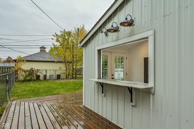 5115 E 9th Street, Indianapolis, IN 46219