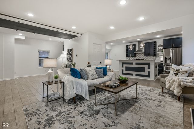 5115 E 9th Street, Indianapolis, IN 46219