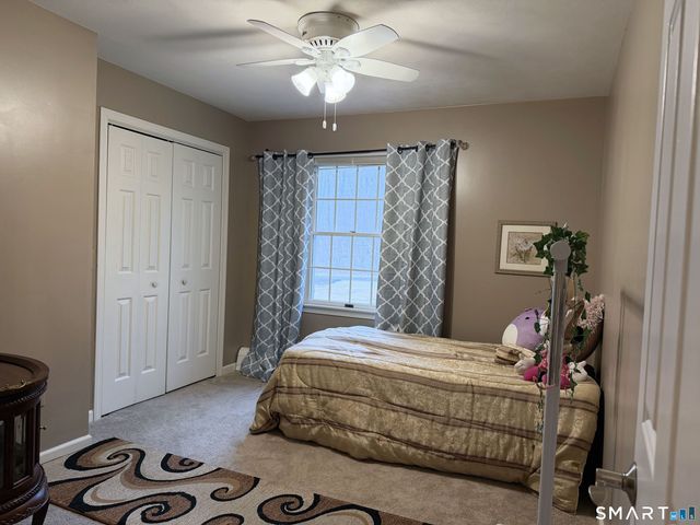 4 Alexandra Drive, New Fairfield, CT 06812