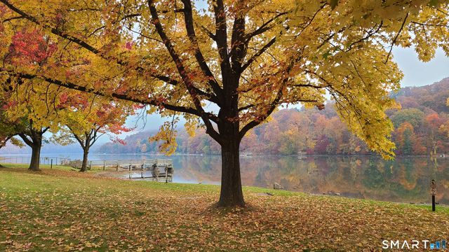 4 Alexandra Drive, New Fairfield, CT 06812