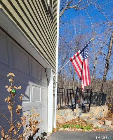 4 Alexandra Drive, New Fairfield, CT 06812