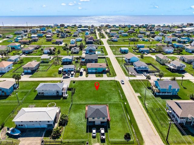 16534 John Davis, Jamaica Beach, TX 77554