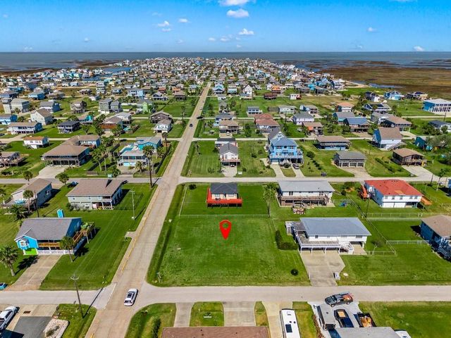 16534 John Davis, Jamaica Beach, TX 77554