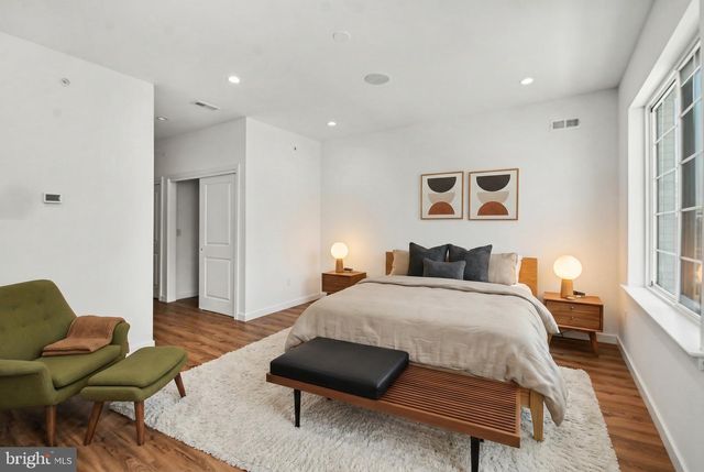 3217 CHATHAM ST, Philadelphia, PA 19134