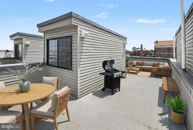 3217 CHATHAM ST, Philadelphia, PA 19134
