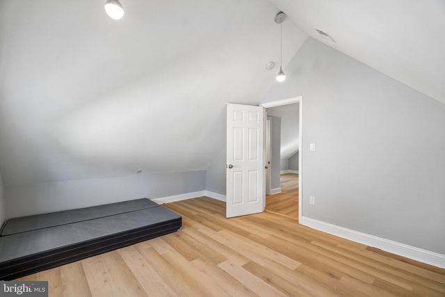 9314 ACADEMY RD, Philadelphia, PA 19114