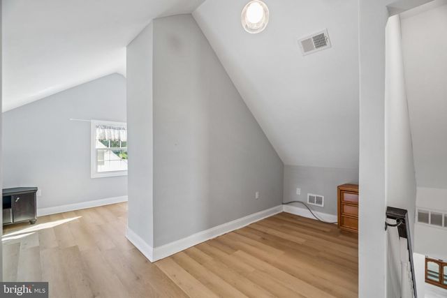 9314 ACADEMY RD, Philadelphia, PA 19114