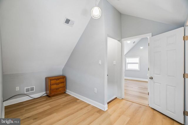 9314 ACADEMY RD, Philadelphia, PA 19114