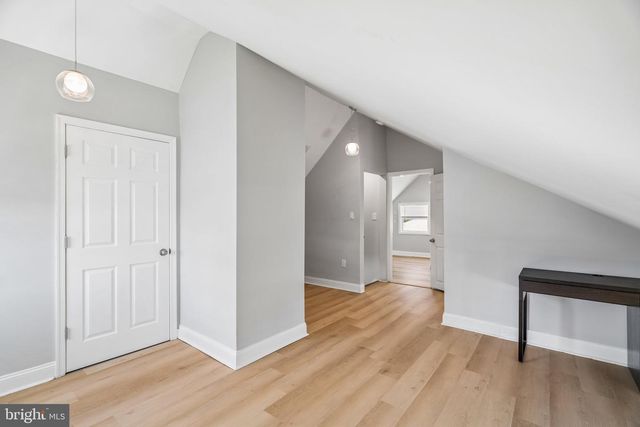 9314 ACADEMY RD, Philadelphia, PA 19114