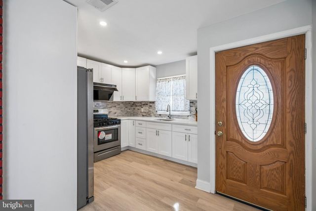 9314 ACADEMY RD, Philadelphia, PA 19114