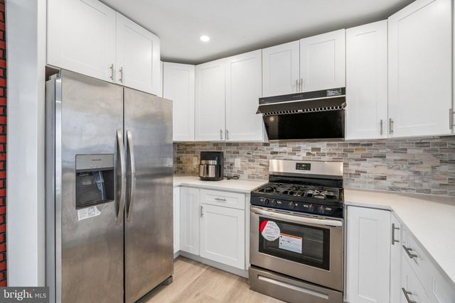 9314 ACADEMY RD, Philadelphia, PA 19114