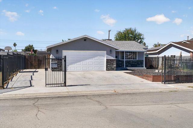 7704 Laurie Way, Sacramento, CA 95832