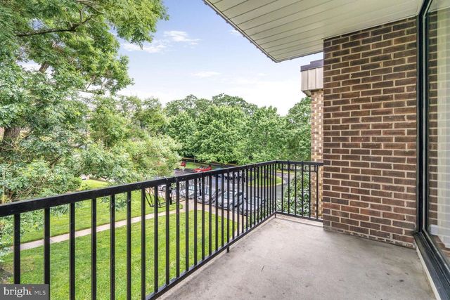 2113 WALSH VIEW TER #9-301, Silver Spring, MD 20902